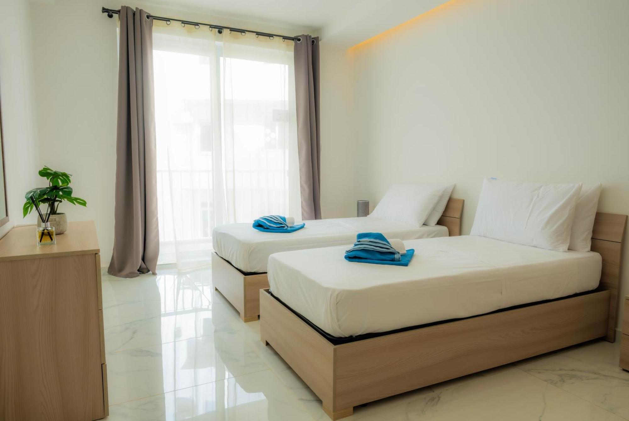 Apartment Ra6 - New, Bright & Spacious - Sliema-gzira Area!