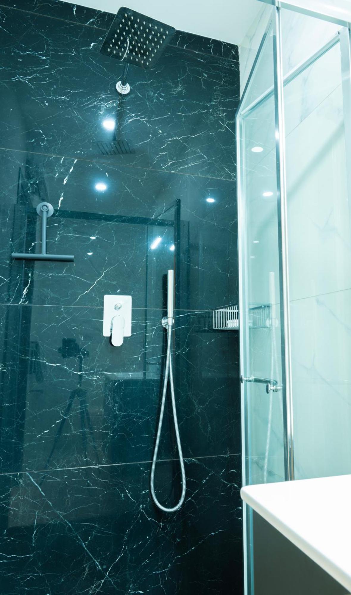 Ra6 - New, Bright & Spacious - Sliema-gzira Area! Gzira