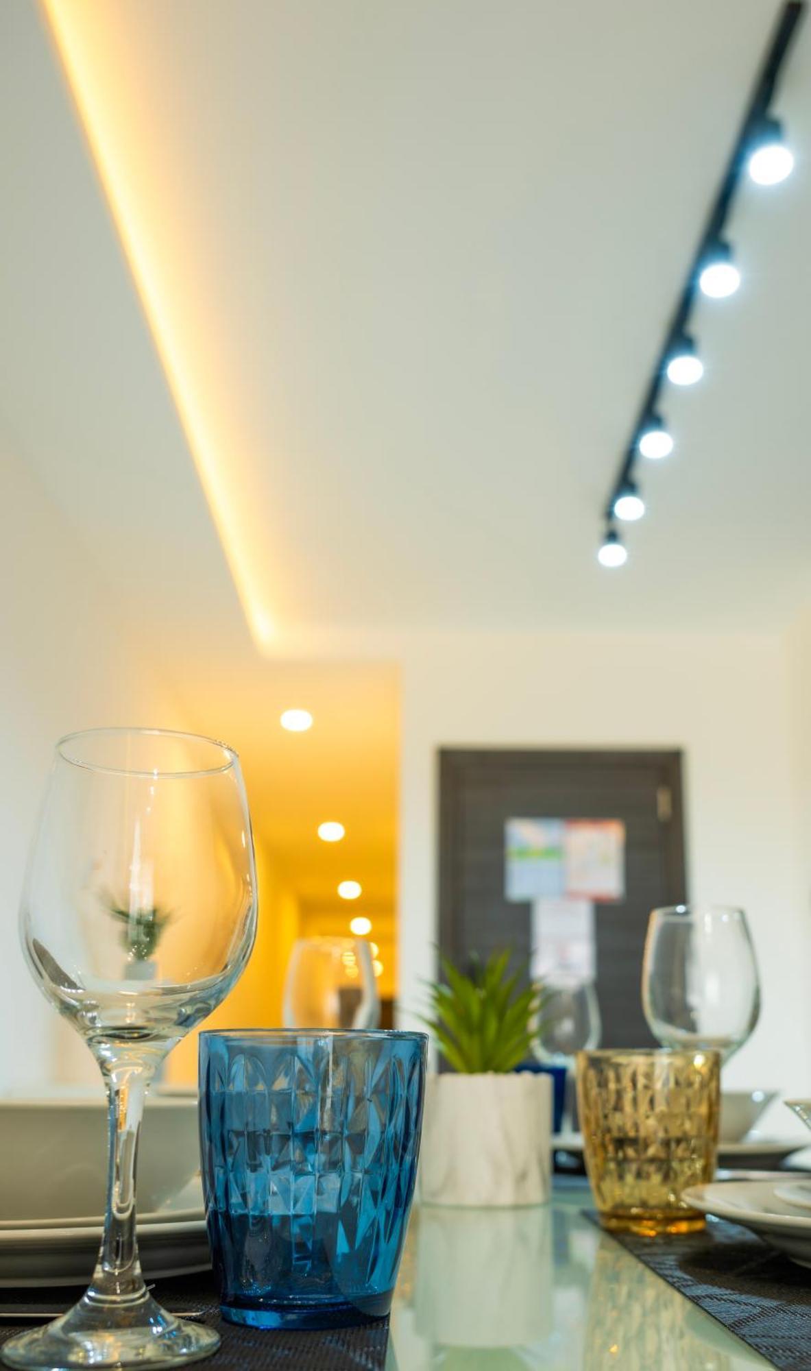 Apartment Ra6 - New, Bright & Spacious - Sliema-gzira Area! Gzira